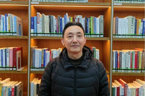 徐华中.jpg