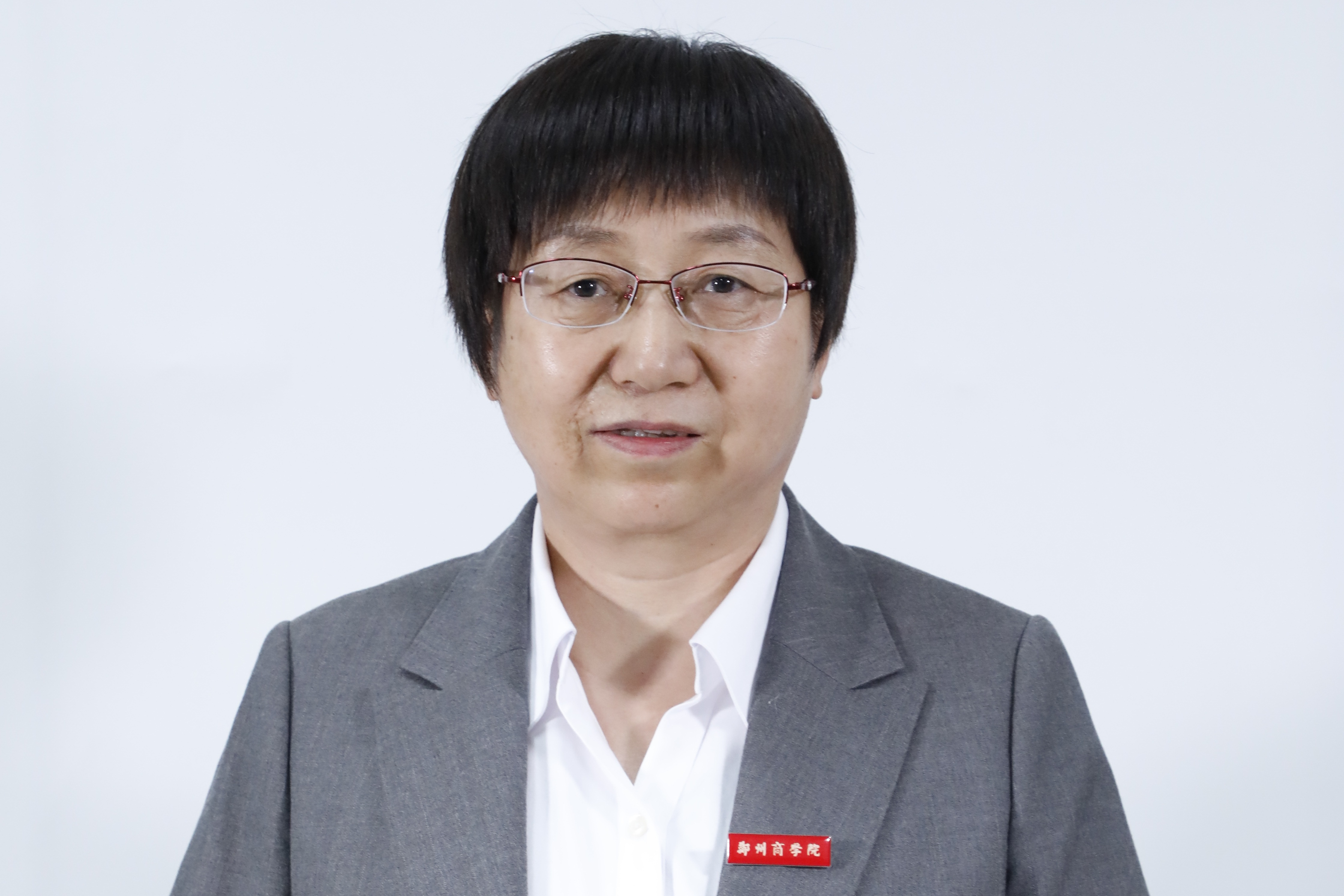 王彩琴.jpg